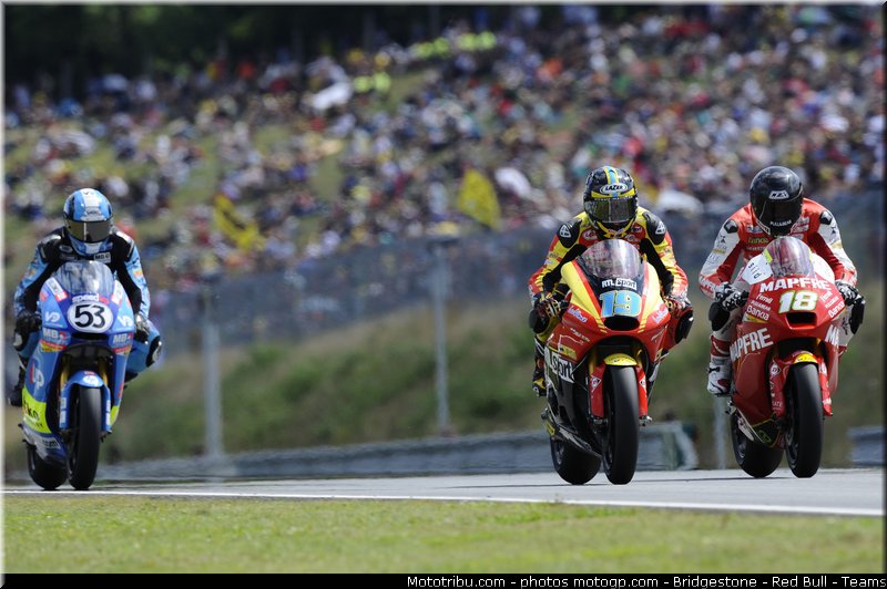 moto2_015_republique_tcheque_brno_2011