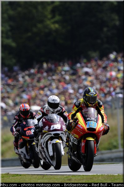 moto2_016_republique_tcheque_brno_2011