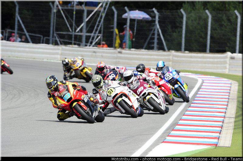 moto2_017_republique_tcheque_brno_2011