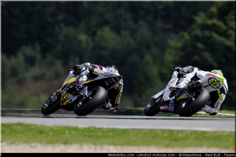 moto2_029_republique_tcheque_brno_2011