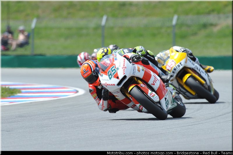 moto2_045_republique_tcheque_brno_2011