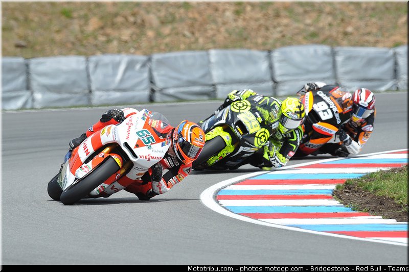 moto2_047_republique_tcheque_brno_2011