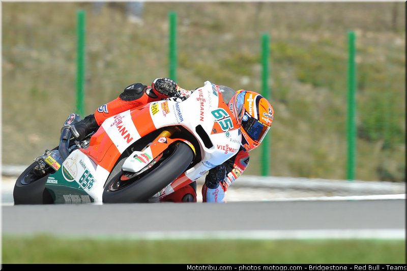 moto2_bradl_007_republique_tcheque_brno_2011