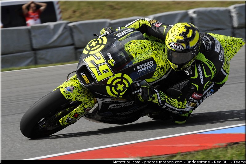 moto2_iannone_002_republique_tcheque_brno_2011