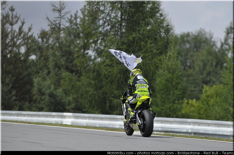 moto2_iannone_003_republique_tcheque_brno_2011