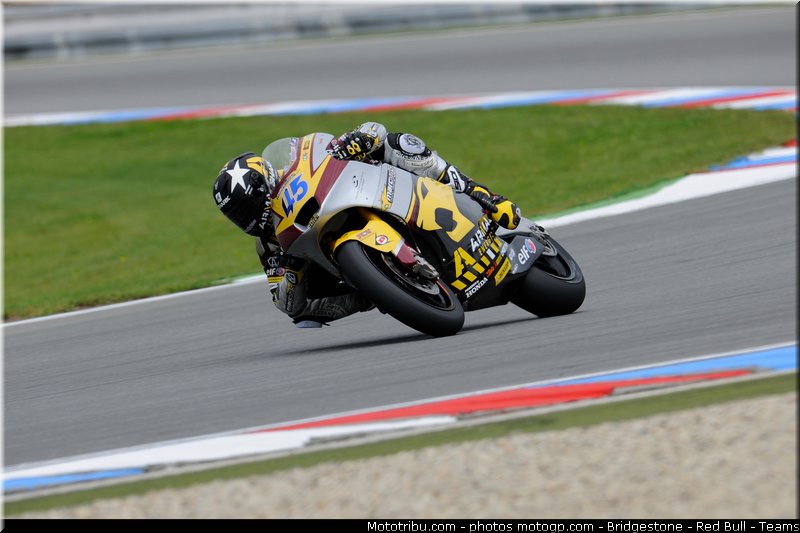 moto2_redding_007_republique_tcheque_brno_2011