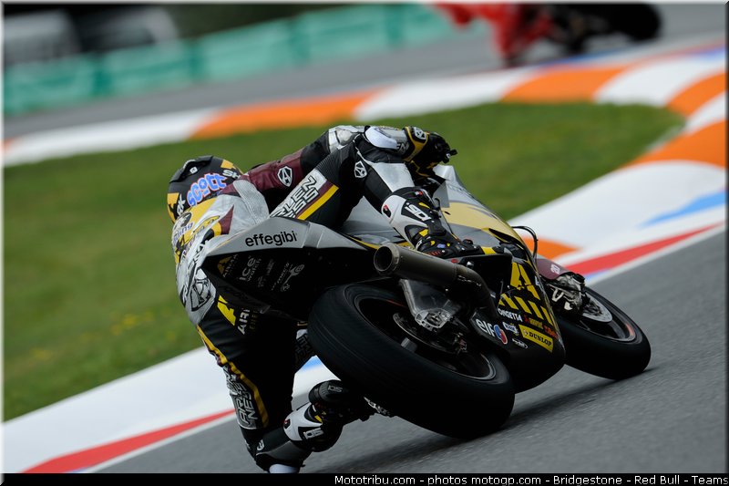 moto2_redding_015_republique_tcheque_brno_2011