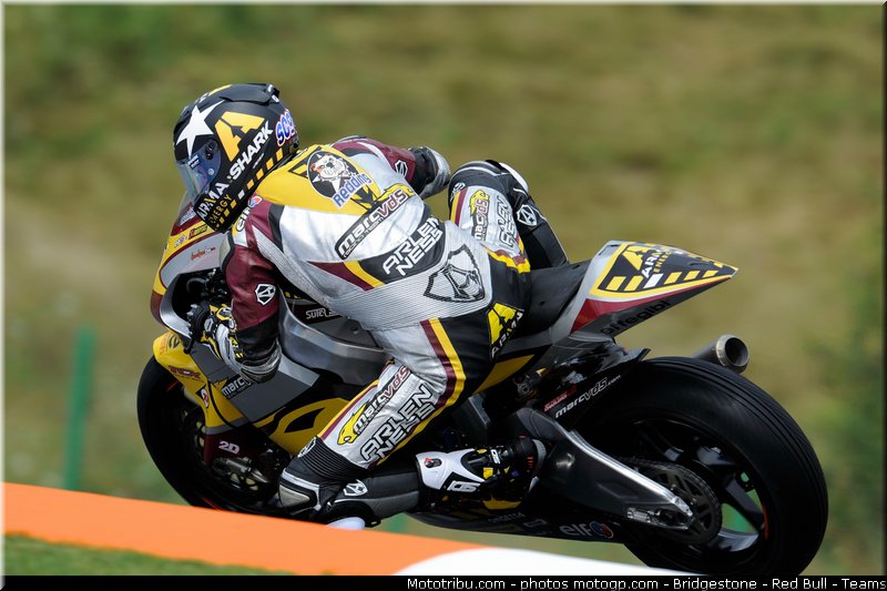 moto2_redding_017_republique_tcheque_brno_2011