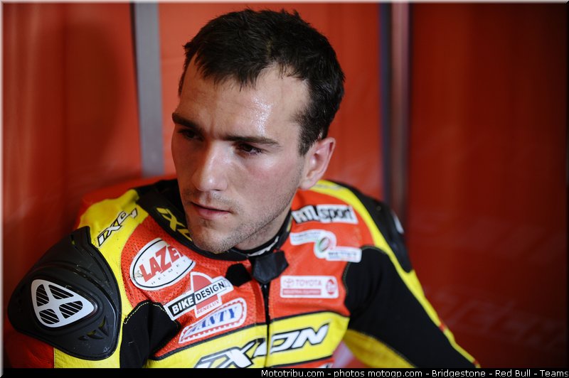 moto2_simeon_017_republique_tcheque_brno_2011