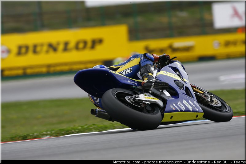 moto2_smith_005_republique_tcheque_brno_2011