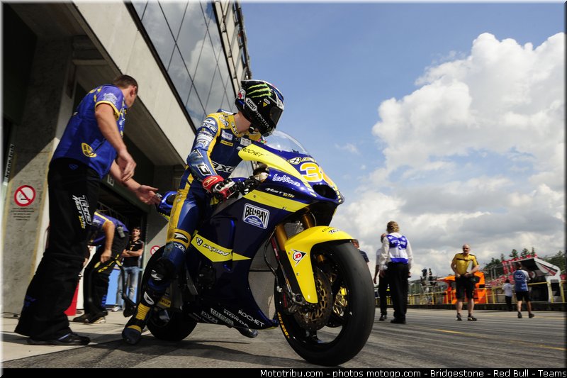 moto2_smith_016_republique_tcheque_brno_2011