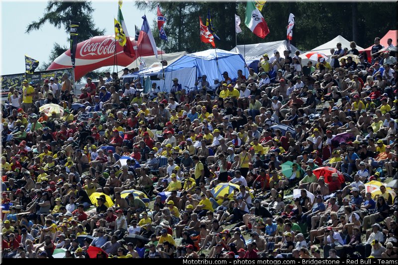 motogp_ambiance_001_republique_tcheque_brno_2011