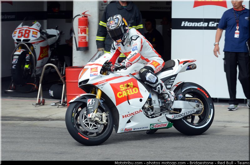 motogp_aoyama_014_republique_tcheque_brno_2011