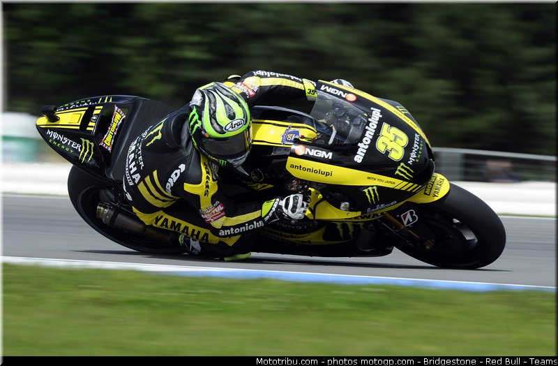 motogp_crutchlow_001_republique_tcheque_brno_2011
