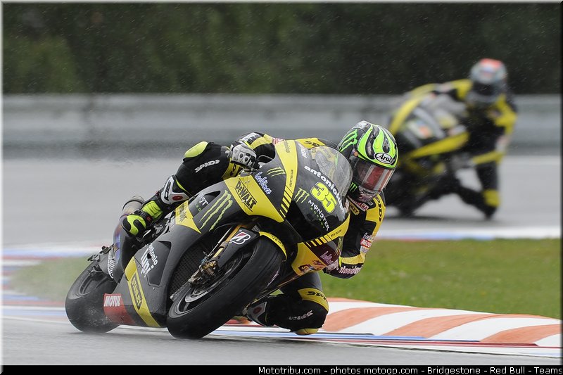 motogp_crutchlow_014_republique_tcheque_brno_2011