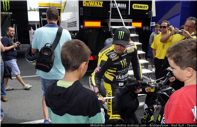 motogp_crutchlow_027_republique_tcheque_brno_2011