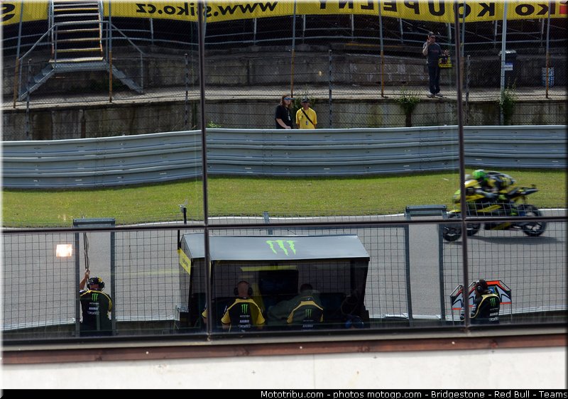 motogp_edwards_016_republique_tcheque_brno_2011