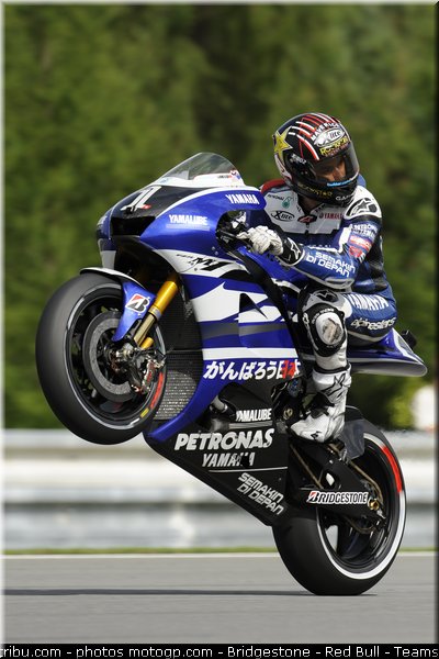 motogp_lorenzo_006_republique_tcheque_brno_2011
