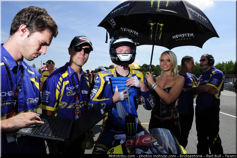 motogp_pitbabe_031_republique_tcheque_brno_2011