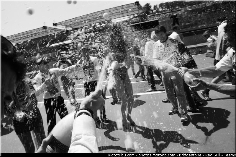 motogp_pitbabe_043_republique_tcheque_brno_2011