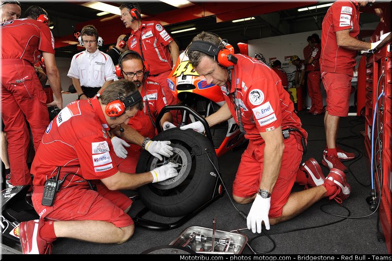 motogp_rossi_011_republique_tcheque_brno_2011