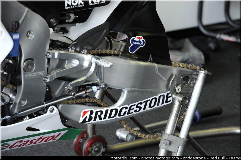 motogp_simoncelli_013_republique_tcheque_brno_2011