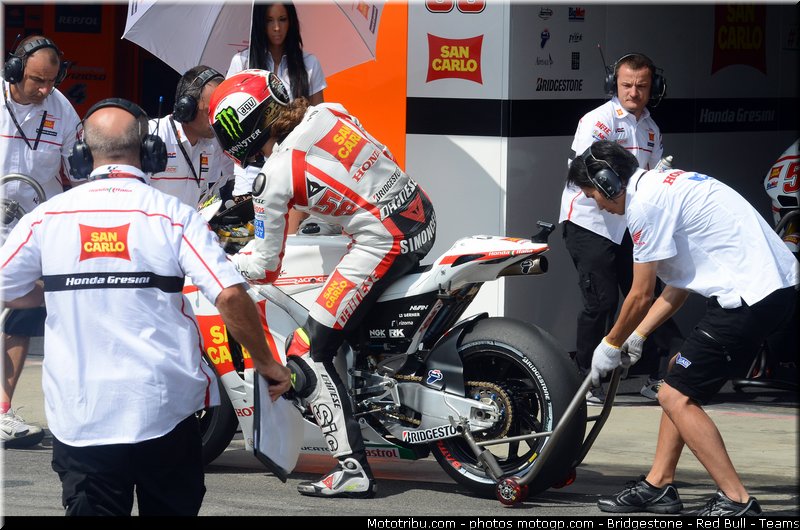 motogp_simoncelli_015_republique_tcheque_brno_2011