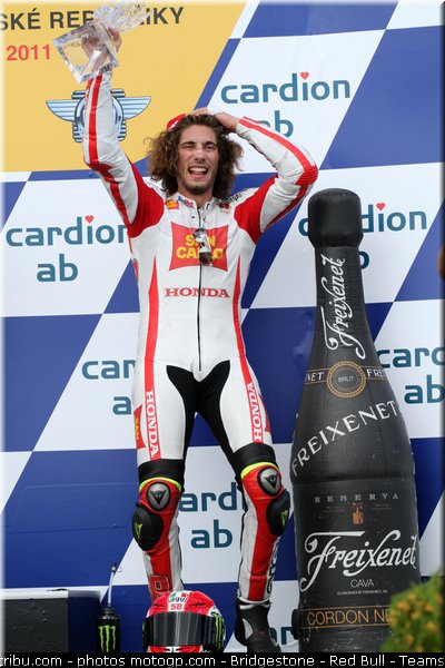 motogp_simoncelli_053_republique_tcheque_brno_2011