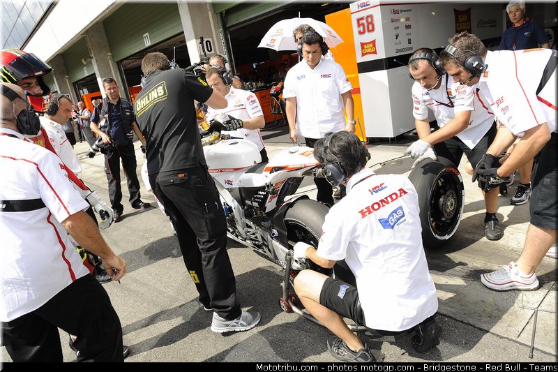 motogp_simoncelli_060_republique_tcheque_brno_2011
