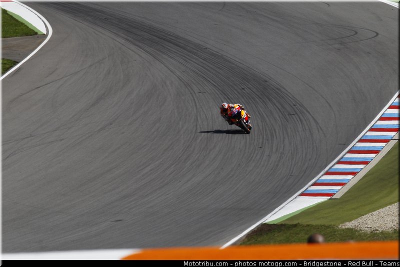 motogp_stoner_014_republique_tcheque_brno_2011