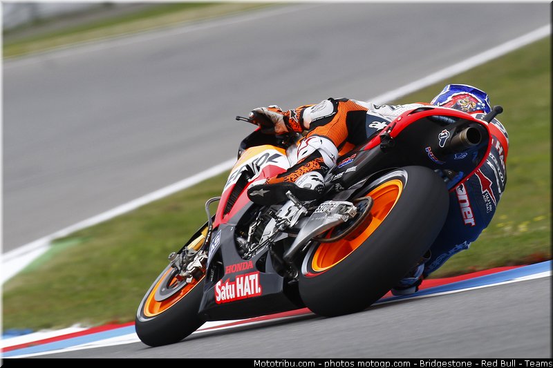 motogp_stoner_029_republique_tcheque_brno_2011