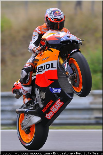 motogp_stoner_037_republique_tcheque_brno_2011