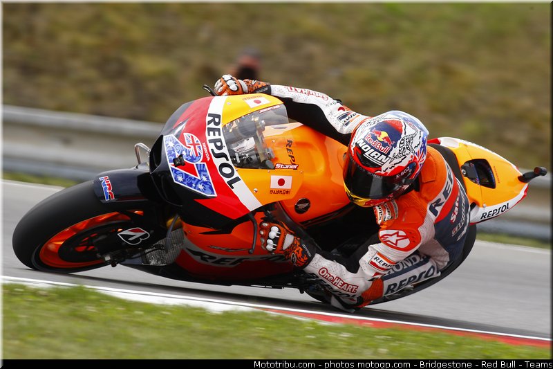 motogp_stoner_043_republique_tcheque_brno_2011