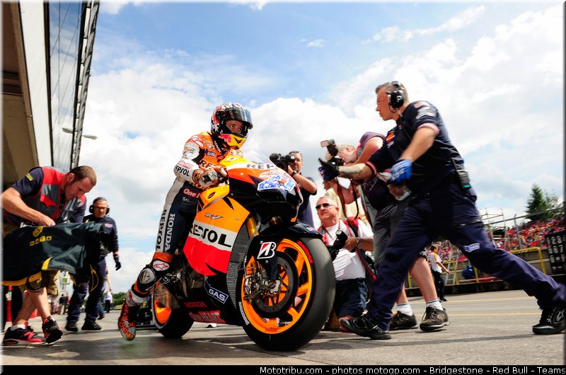 motogp_stoner_053_republique_tcheque_brno_2011