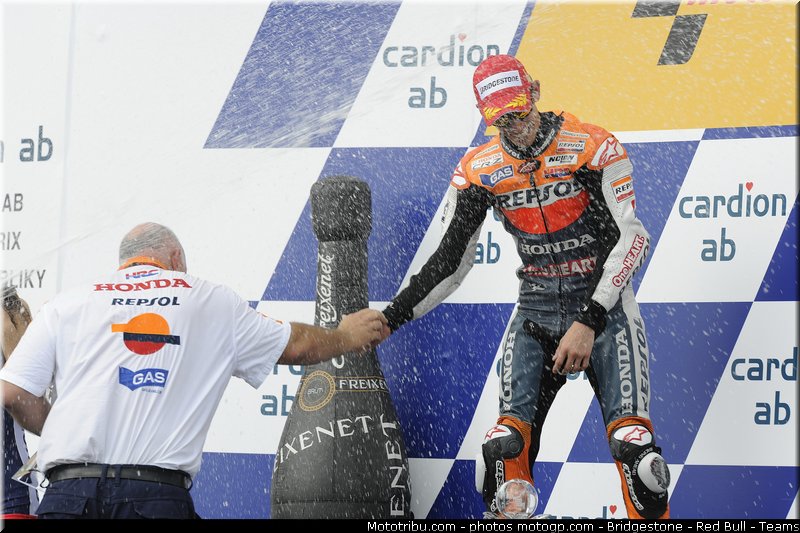 motogp_stoner_062_republique_tcheque_brno_2011
