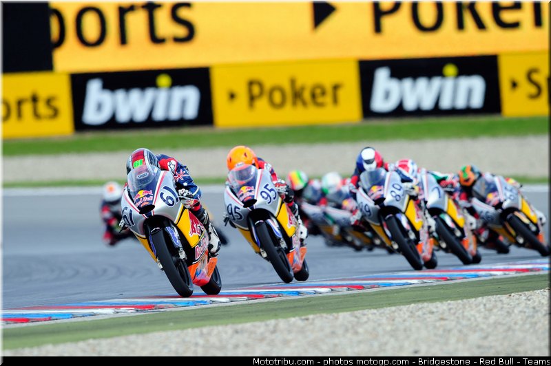 red_bull_rookie_cup_011_republique_tcheque_brno_2011
