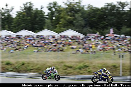 moto2_007_republique_tcheque_brno_2011.jpg