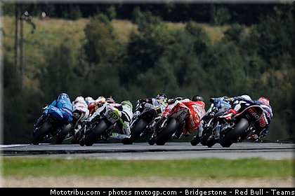 moto2_008_republique_tcheque_brno_2011.jpg