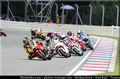 moto2_017_republique_tcheque_brno_2011.jpg
