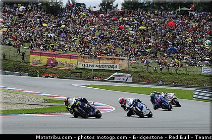 moto2_024_republique_tcheque_brno_2011.jpg