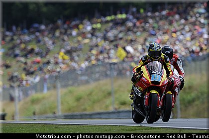 moto2_035_republique_tcheque_brno_2011.jpg