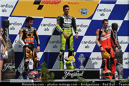 moto2_052_republique_tcheque_brno_2011.jpg