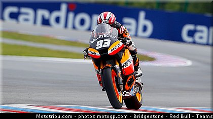 moto2_marquez_041_republique_tcheque_brno_2011.jpg