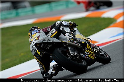 moto2_redding_015_republique_tcheque_brno_2011.jpg