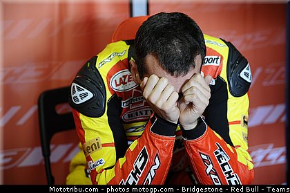 moto2_simeon_012_republique_tcheque_brno_2011.jpg