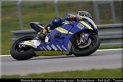 moto2_smith_006_republique_tcheque_brno_2011.jpg