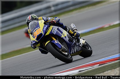 moto2_smith_012_republique_tcheque_brno_2011.jpg
