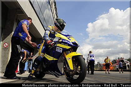 moto2_smith_016_republique_tcheque_brno_2011.jpg