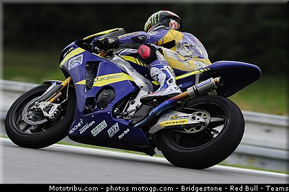 moto2_smith_020_republique_tcheque_brno_2011.jpg