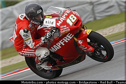 moto2_torres_004_republique_tcheque_brno_2011.jpg